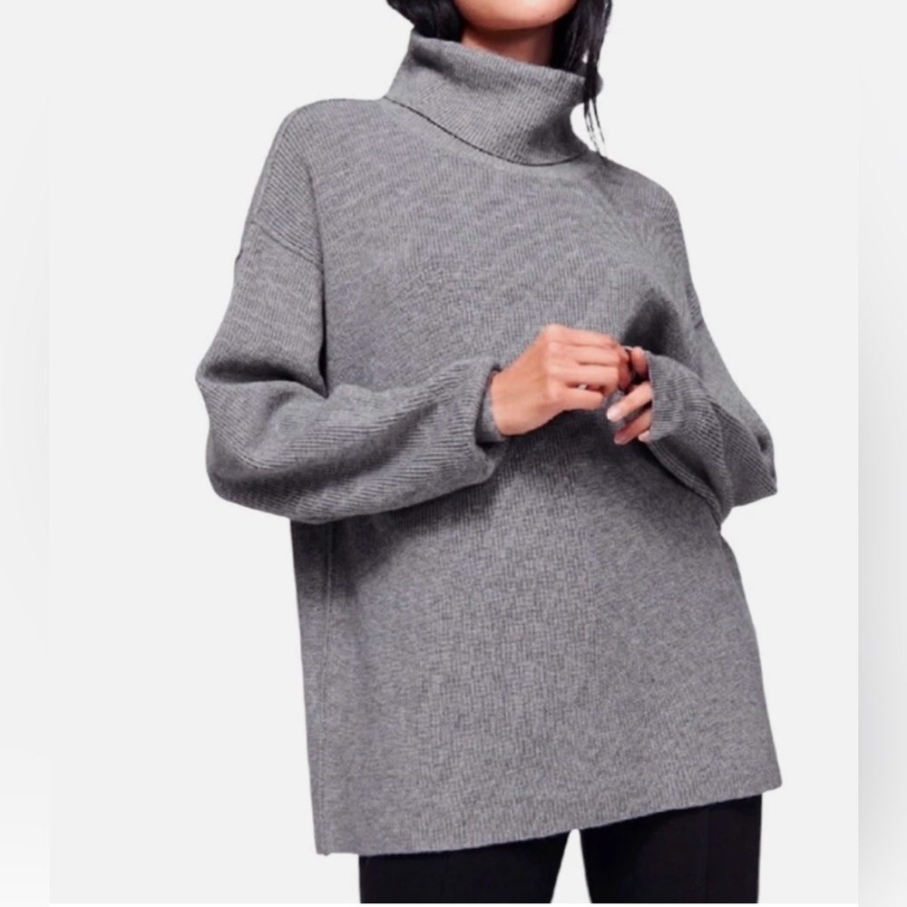 Free People Softly Structured Tunic Oversized Sweater Size Large Gray Turtleneck
